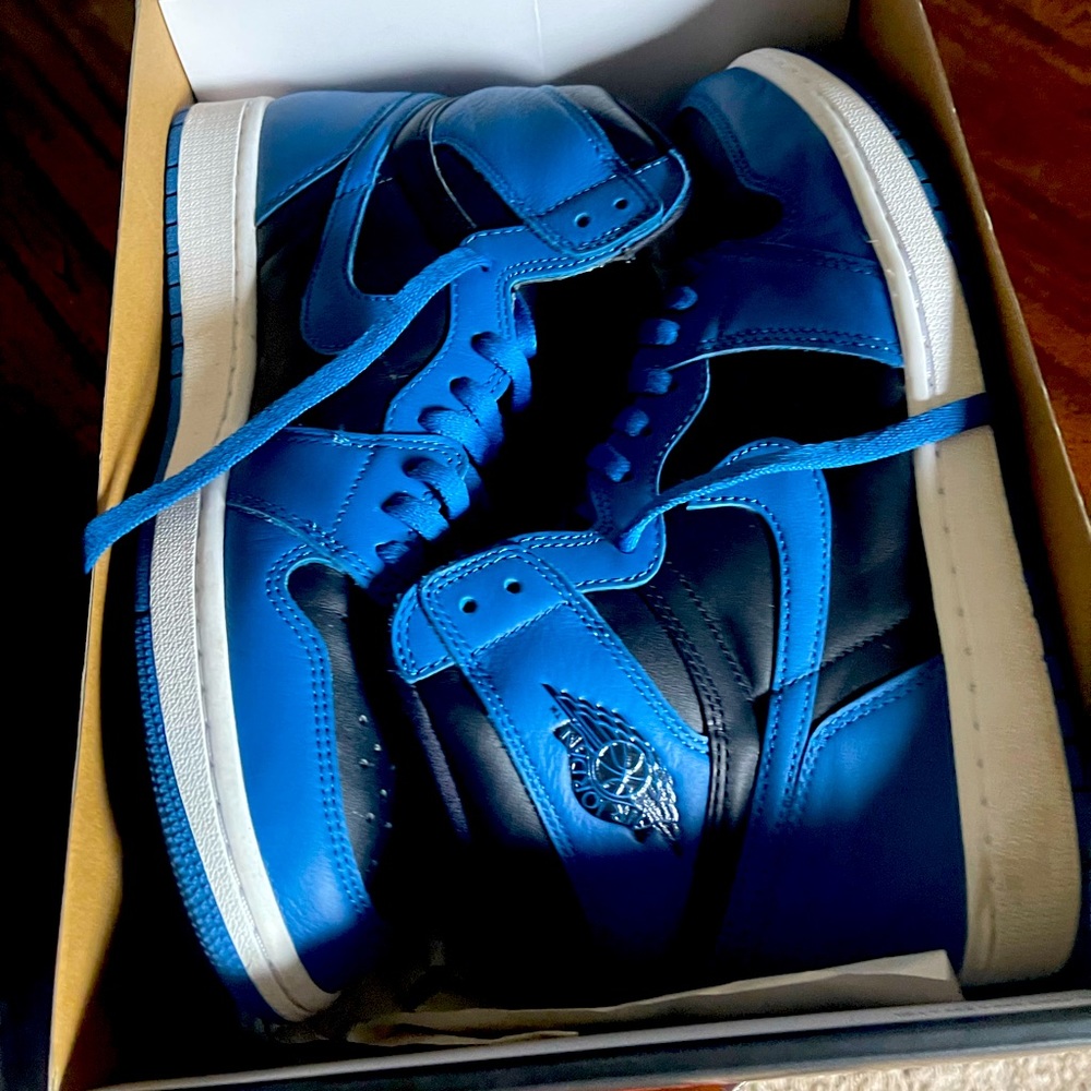 Retro jordan ones with og box